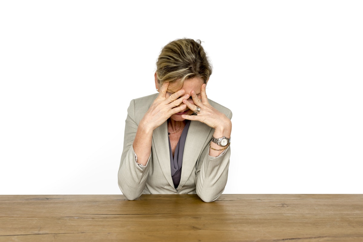 How to change your money mindsets woman looking down